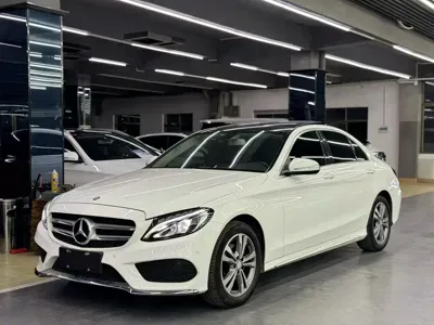 Mercedes-Benz C-Class · 2017 год