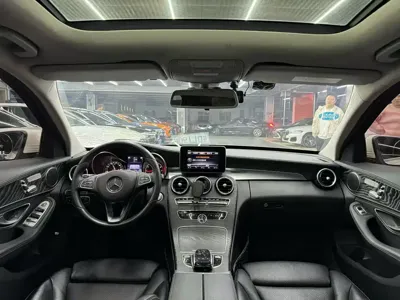 Mercedes-Benz C-Class 2017, 87000 км, за 14684.82 USD