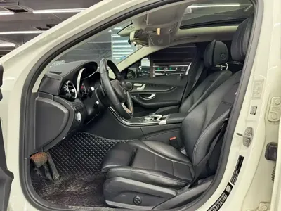 Mercedes-Benz C-Class 2017, 87000 км, за 14684.82 USD