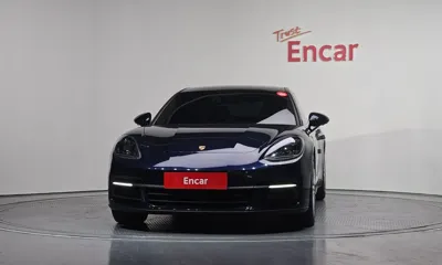 Porsche Panamera 2018, 143932 км, за 36423.81 USD