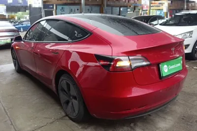 Tesla Model 3 2021, 61700 км, за 19623 USD