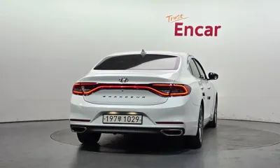 Hyundai Grandeur 2018, 167241 км, за 6824.1 USD