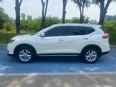 Nissan X-Trail 2014, 130000 км, за 5399.54 USD