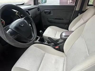 Wuling Rongguang V 2016, 99000 км, за 1559.71 USD
