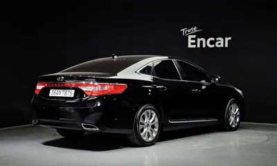 Hyundai Grandeur 2011, 171155 км, за 2841.1 USD