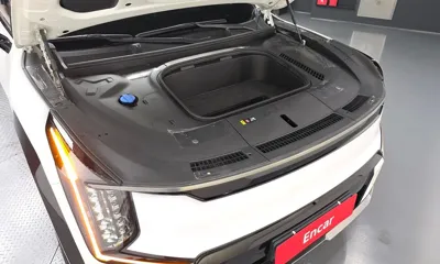 Kia EV9 2024, 72421 км, за 41945.65 USD - фото 6