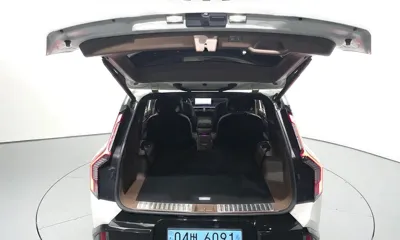 Kia EV9 2024, 72421 км, за 41945.65 USD - фото 20
