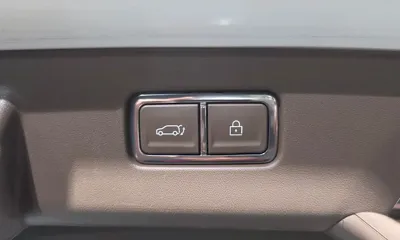 Kia EV9 2024, 72421 км, за 41945.65 USD - фото 27