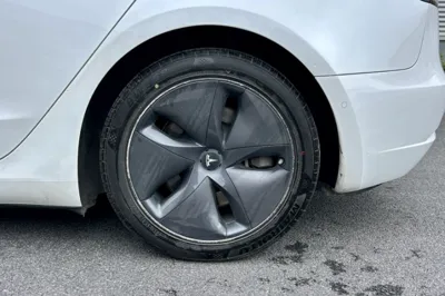 Tesla Model 3 2020, 102300 км, за 18186 USD - фото 12