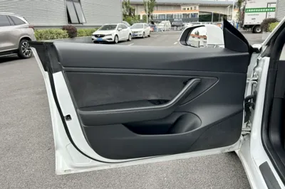 Tesla Model 3 2020, 102300 км, за 18186 USD - фото 42