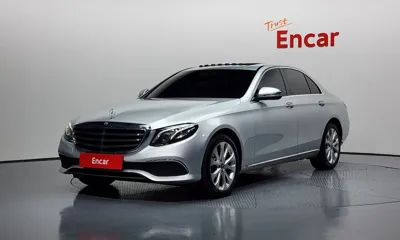 Mercedes-Benz E-Class · 2017 год