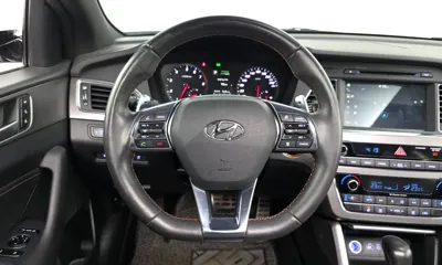 Hyundai Sonata 2016, 68363 км, за 10437.18 USD - фото 12