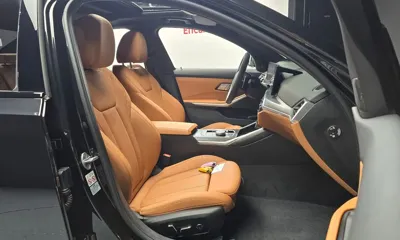 BMW 3-Series 2024, 10320 км, за 35038.67 USD - фото 26