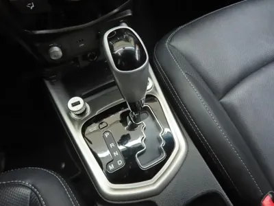 KG_Mobility_Ssangyong TIBOLI 2017, 64649 км, за 4167.48 USD - фото 9