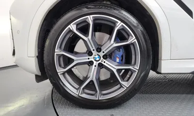 BMW X6 2024, 29745 км, за 71558.74 USD