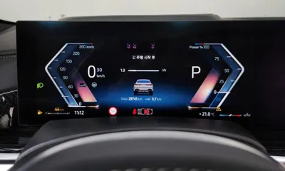 BMW X6 2024, 29745 км, за 71183.66 USD - фото 8