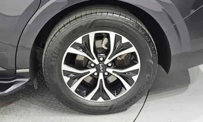 Kia Canival 2023, 45289 км, за 20019.82 USD