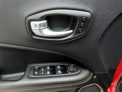 Jeep Compass 2018, 36408 км, за 175.52 USD - фото 11