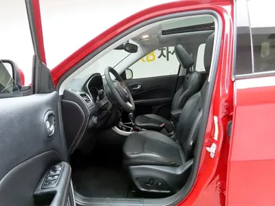 Jeep Compass 2018, 36408 км, за 175.52 USD - фото 13