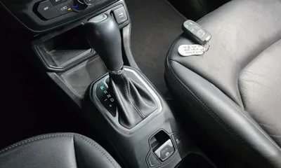 Jeep Renegade 2018, 60840 км, за 8919.72 USD - фото 9