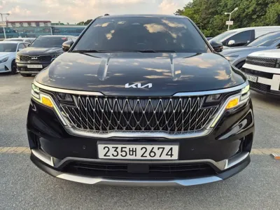 Kia Canival · 2023 год