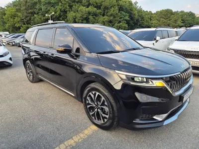 Kia Canival 2023, 74522 км, за 16482.09 USD