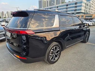 Kia Canival 2023, 74522 км, за 16482.09 USD - фото 6