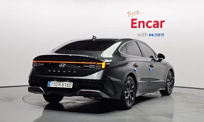 Hyundai Sonata 2024, 21678 км, за 17001.44 USD