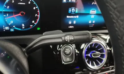 Mercedes-Benz CLA-Class 2023, 7414 км, за 24777 USD - фото 9