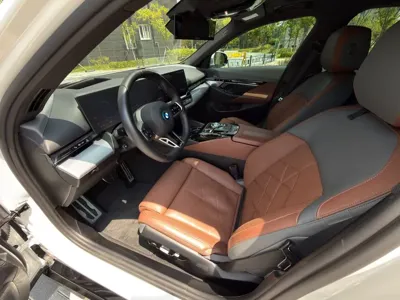BMW i5 2024, 39420 км, за 43627.74 USD - фото 6