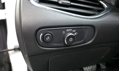 ChevroletGMDaewoo Malibu 2017, 128038 км, за 4785.35 USD - фото 20