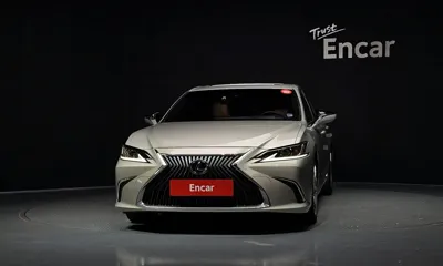 Lexus ES 2019, 94864 км, за 21793.36 USD