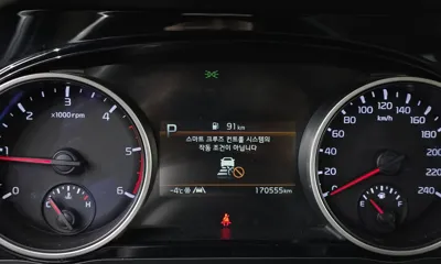 Kia Canival 2021, 170555 км, за 10927.14 USD - фото 8