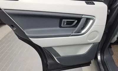 Land Rover Discovery Sport 2018, 100094 км, за 65636.08 USD - фото 25
