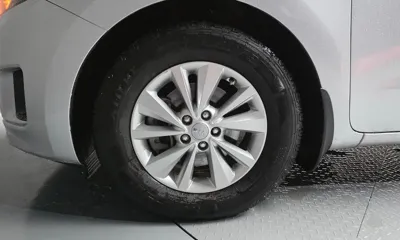 Kia Canival 2015, 184053 км, за 3635.65 USD