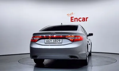 Hyundai Grandeur 2011, 179531 км, за 2445.8 USD