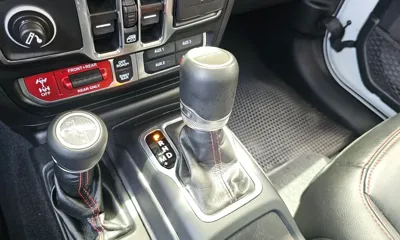 Jeep Gladiator 2022, 66654 км, за 25157.63 USD - фото 9