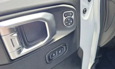 Jeep Gladiator 2022, 66654 км, за 25157.63 USD - фото 27