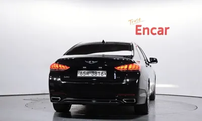 Genesis G80 2018, 118149 км, за 12228.99 USD