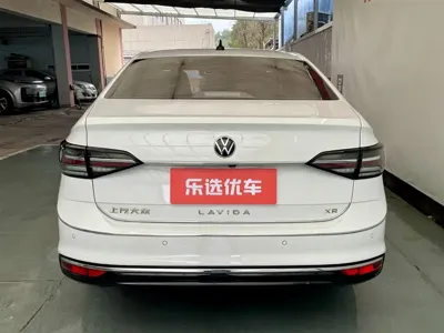Volkswagen Lavida 2023, 51000 км, за 8627.52 USD