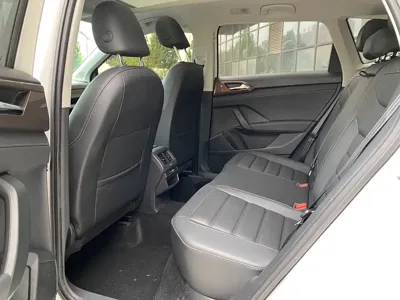 Volkswagen Tharu 2023, 9000 км, за 22630.52 USD - фото 6