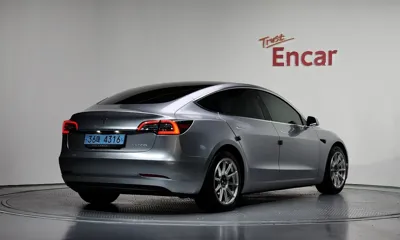 Tesla Model 3 2020, 73594 км, за 21582.26 USD