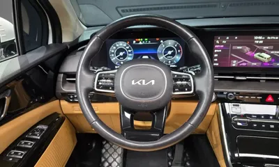 Kia Canival 2023, 97329 км, за 22427.35 USD - фото 13
