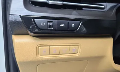 Kia Canival 2023, 97329 км, за 22427.35 USD - фото 14