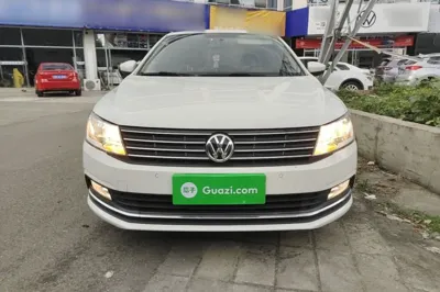 Volkswagen Lavida 2017, 60500 км, за 7794 USD
