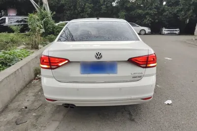 Volkswagen Lavida 2017, 60500 км, за 7794 USD