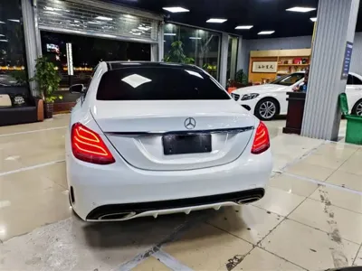 Mercedes-Benz C-Class 2018, 110000 км, за 17062.27 USD - фото 8