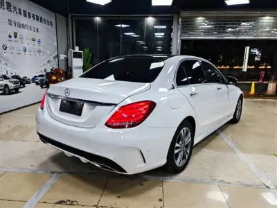 Mercedes-Benz C-Class 2018, 110000 км, за 17062.27 USD - фото 9