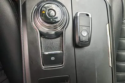 Ford Mondeo 2018, 133900 км, за 8587 USD - фото 17