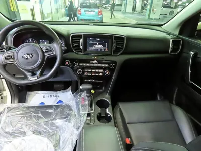 Kia Sportage 2017, 122189 км, за 9403.97 USD - фото 10